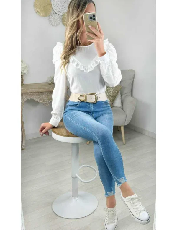 My Look Féminin blouse fluide blanche buste volant brodé Fashion