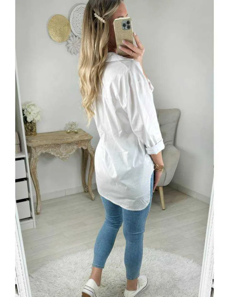chemisier_blanc_et_fleurs_2.webp My Look Féminin chemisier blanc et fleurs colorées Outlet