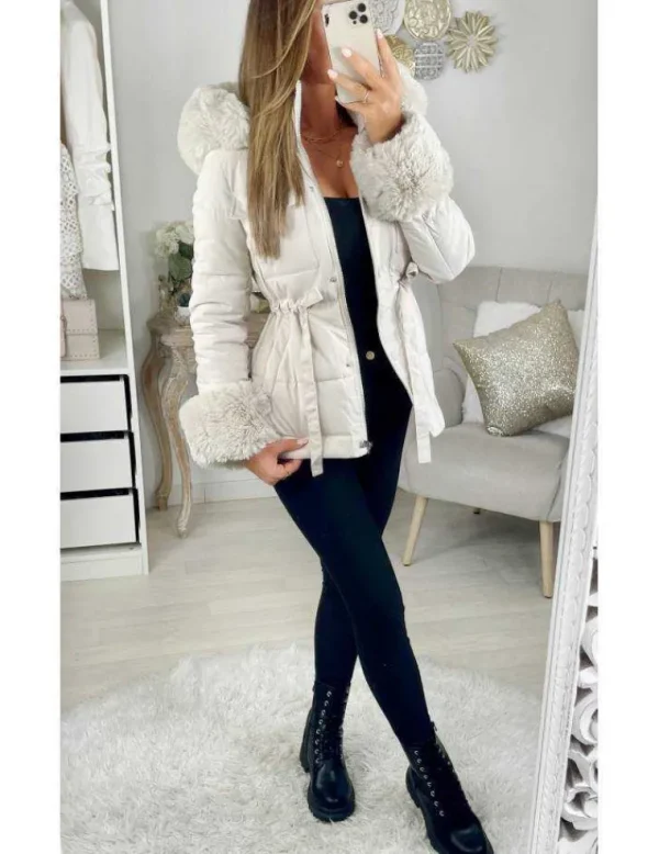 My Look Féminin Ma doudoune beige "capuche et poignets fourrure" Online