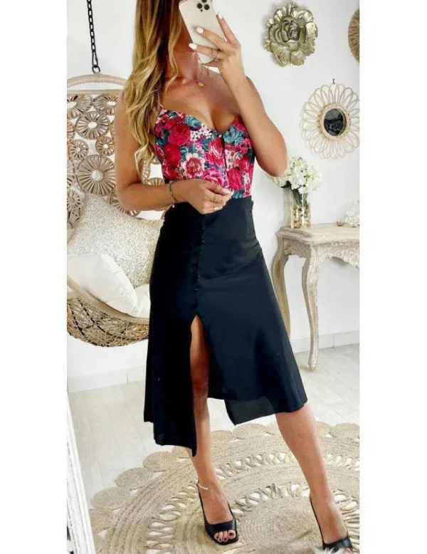 My Look Féminin Ma jupe mi-longue noire satinée "jolis boutons" Fashion