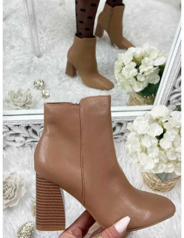My Look Féminin Mes bottines camel à talon "bout carré" Fashion