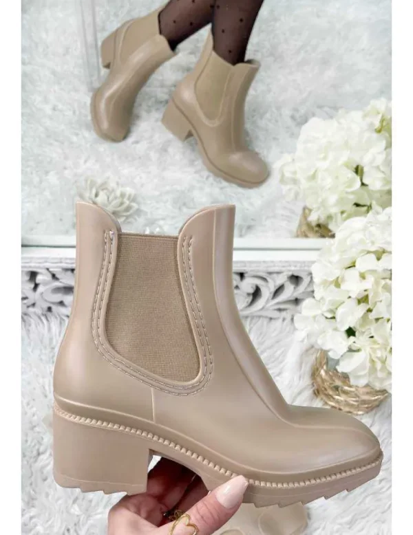 My Look Féminin Mes bottines Chelsea crantées beige basic Online