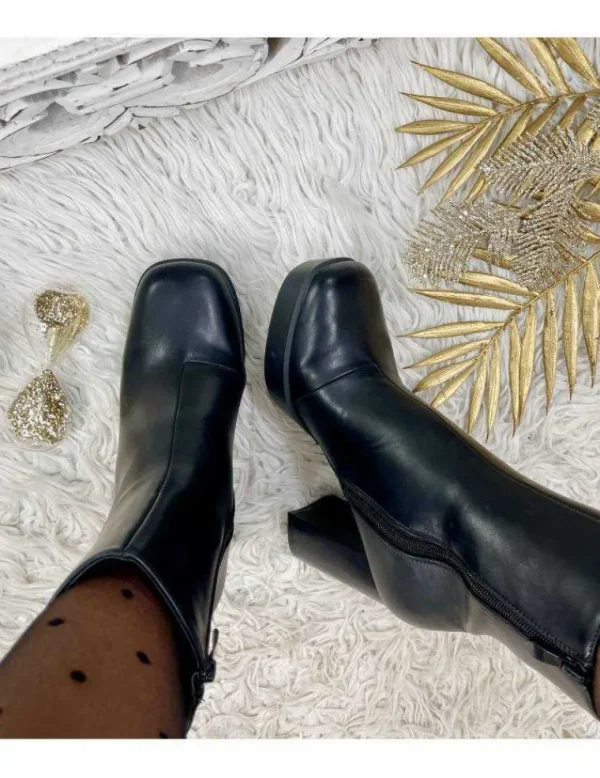 My Look Féminin Mes bottines Noires "Bout carré" Hot