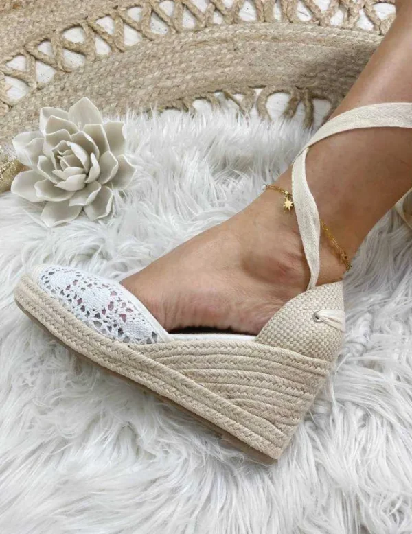 My Look Féminin Mes jolies compensées beige style crochet & lacets Clearance