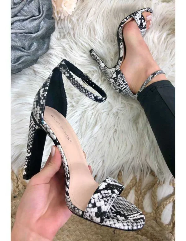 My Look Féminin Mes sandales à talon black & white "snake" Fashion