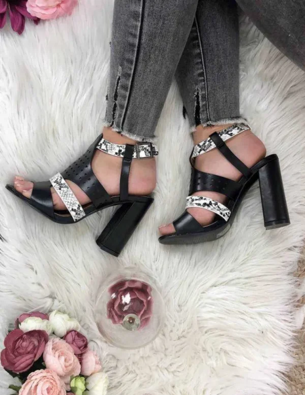 My Look Féminin Mes sandales black & snake Hot