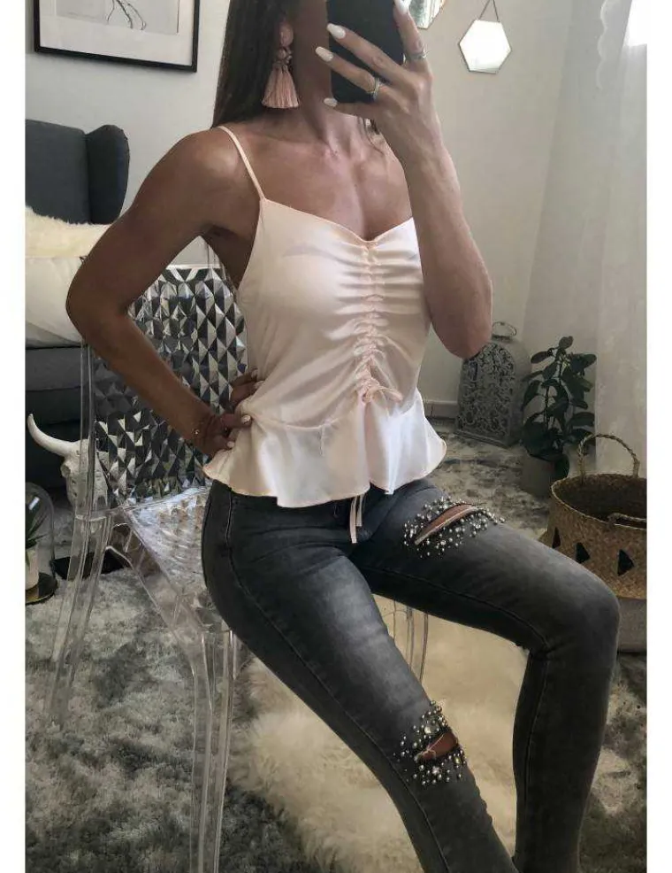 mon_fabuleux_top_rose_pou_0.webp My Look Féminin Mon fabuleux top rose poudré satiné et plissé Fashion