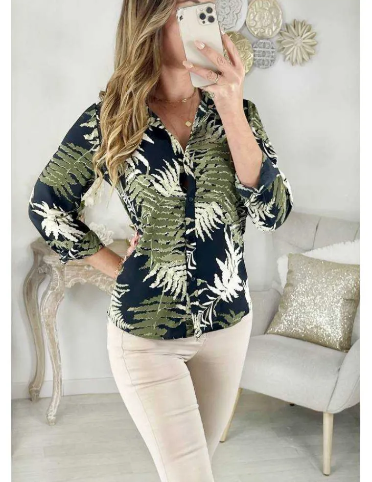 mon_joli_chemisier_quotka_0.webp My Look Féminin Mon joli chemisier "kaki leaf" Sale