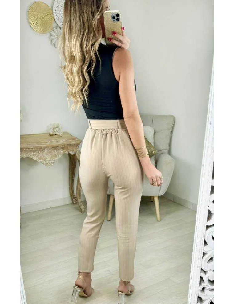 pantalon_droit_beige_fine_2.webp My Look Féminin pantalon droit beige fines rayures Fashion