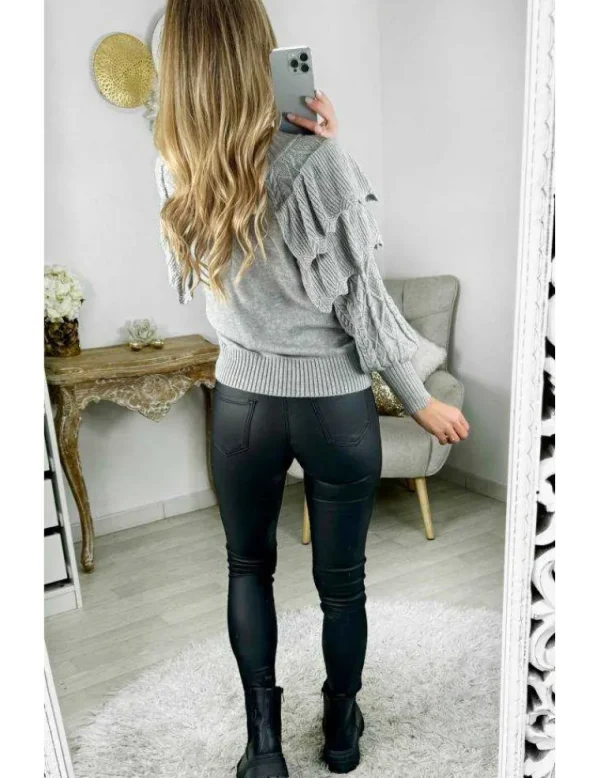 My Look Féminin pull gris volants & pompons Best
