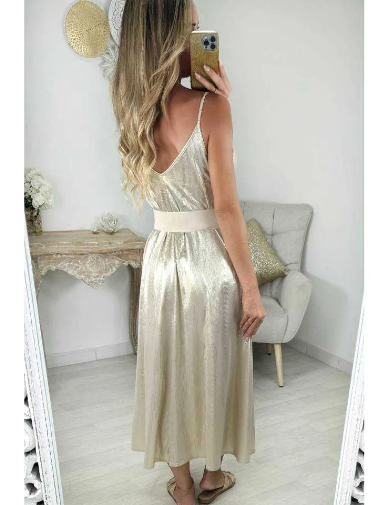 robe_longue_et_fluide_dor_2.webp My Look Féminin robe longue et fluide dorée Fashion