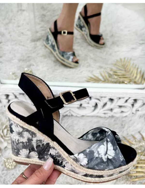My Look Féminin sandales compensées noires et fleuries Clearance