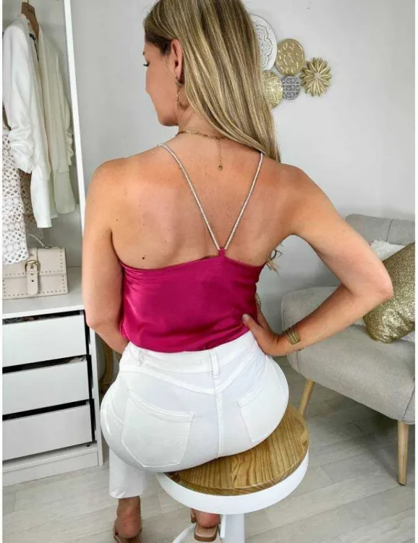 My Look Féminin top satiné col bénitier fuchsia bretelles strass Fashion